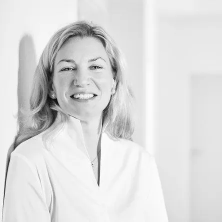 Dr. Roswitha Engel-Széchényi